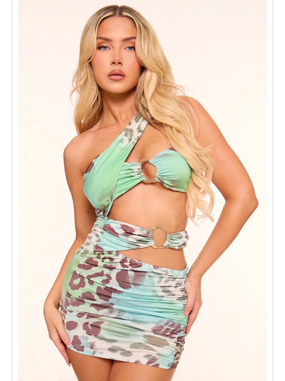 PrettyLittleThing One-Shoulder Leopard Print Cut Out Bodycon Dress